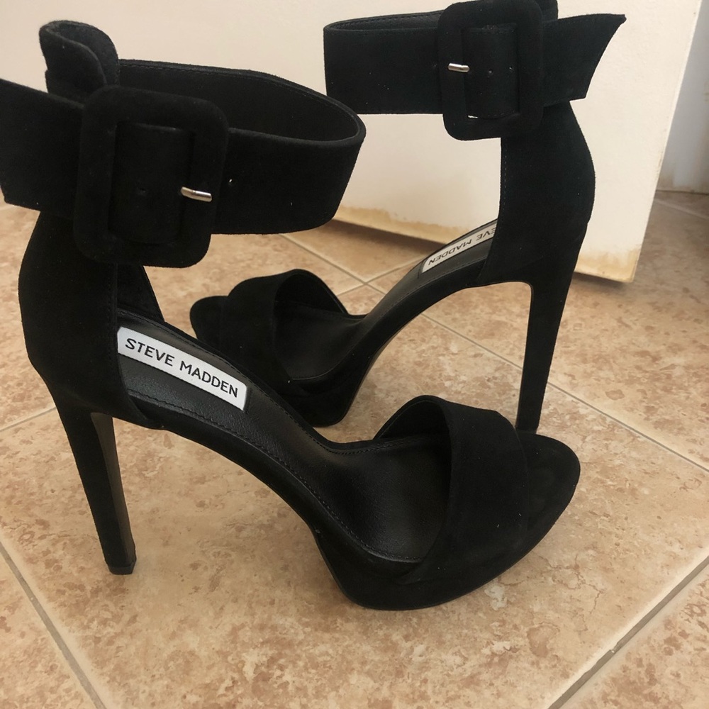 Steve Madden Circuit Heel Black Size 8